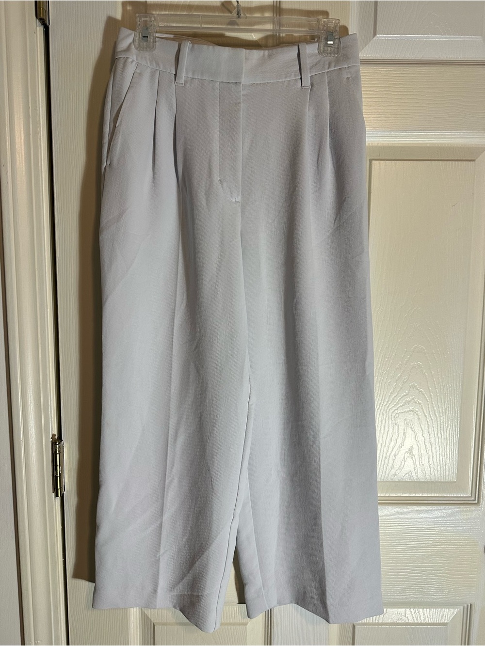 Wilfred Aritzia Light Gray Wide-Leg Dress Pants